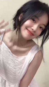 Son Dưỡng Hồng Dâu Mờ Thâm Hồng Môi GUO 5gr - [0% chì - 0% Silicones]