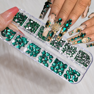 12Grids 3D Emerald Green Nail Art Rhinestones Mixed Round/Heart/Butterfly Glass Diamonds Nails Charms Manicure Decorations Gems