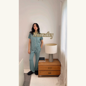 Kalma Bamboo Sleepwear Pajama Set for Women (MIDNIGHT) | Short Sleeve Button Up Shirt with Long Pants | Andy Collection