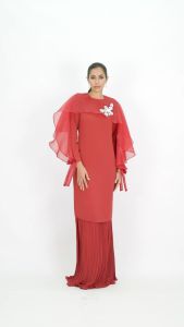 Alana Kurung in Maroon