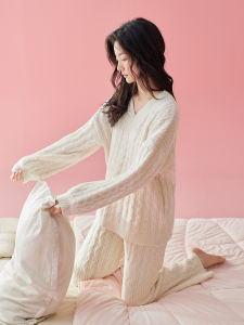 Thickened Warm Velvet Pajamas Set