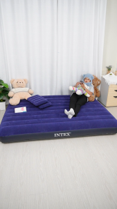 INTEX ชุดเซ็ท ที่นอนเป่าลม ที่นอนแคมป์ปิ้ง Intex-64755 6 ฟุต + เครื่องสูบลมไฟฟ้าหัวต่อ 3 ตัว 66666+หมอน227484