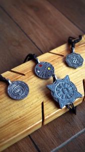 Pewterland Pendant Culture Series Kalung Tengkorak Bahan Logam Timah Pria dan Wanita
