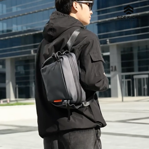 SIDE KICKS Madison Crossbody Bag Waterproof PU Casual Men Woman Beg Sandang Kalis Air 大容量防水行李包