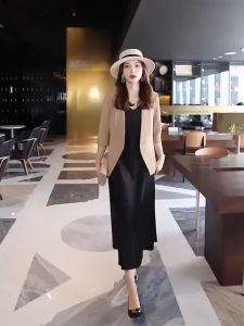 Set Đầm 2 Dây Và Áo Khoác Vest Cao Cấp - GK House 24 - Đầm Hai Dây Kèm Áo Khoác Vest Cách Điệu Phù Hợp Mọi Hoàn Cảnh
