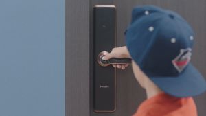 BẢO HÀNH 2 NĂM - Bộ khóa cửa thông minh Bluetooth vân tay thẻ từ mật khẩu và chìa cơ. Thương hiệu Hà Lan cao cấp Philips - DDL7300