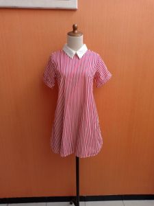 mini dress wanita merah salur putih garis M cewek lengan pendek berkerah santai