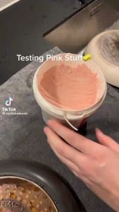 The Pink Stuff - ครีมอเนกประสงค์ 850g ขจัดคราบ กลิ่นไม่ฉุน อังกฤษ น่ารัก