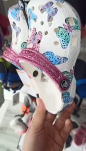 Cross Classic Toddler Butterfly Kid - Tặng 10 jibbitz ngẫu nhiên theo giới tính