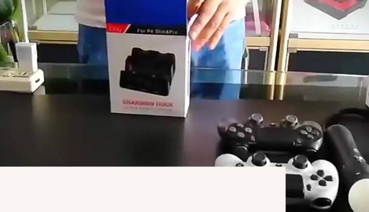 PS4 Controller Charging Dock Station, 4 in 1 PS VR Motion Move Controller Charger Station, Fast Playstation 4 Controller Charger with LED Indicator Compatible with PS4/Slim/PS4 Pro/PS VR Charging Dock