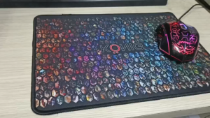 Lót chuột Liên Minh Huyền Thoại Konig in hình các vị tướng trong game League of Legend. Kích cỡ 32x24 khâu viền