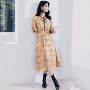 Váy Dài Tay Cổ Tròn Thường Ngày Mùa Thu Họa Tiết Hoa Viền Cổ Điển E Series Váy Dài Tay Mùa Thu Cho Nữ