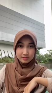 Bergo Jersey Hamidah / Bergo Hamidah / Hijab Menutup Dada / Hijab Instant