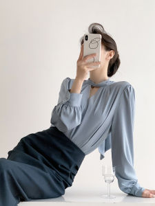 French Bow Tie Hollow out Satin Shirt Womens Autumn New Professional Commute Long Sleeve Top Design Sensation Niche