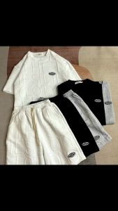 setelan kaos pria Korea Selatan 2023 new Mode baju kaos oversize pria hitam T shirt abu abu kaos lengan pendek oversize sport Putih