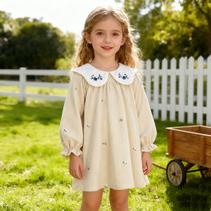 ชุดเดรสเจ้าหญิงน้อยสำหรับเด็กผู้หญิง ลายปักโบว์ สีเบจ 0-6 ปี ชุดเดรสแขนยาวสำหรับเด็กทารก เสื้อผ้าเด็กผู้หญิง ชุดเด็ก