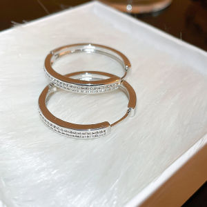 Huitan Simple Metal Circle Earrings for Women No CZ Design Fashion Contracted Female Ear Hoop Earrings Silver Color Jewelry 2023