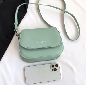 CLICKZON Malaysia - Saddle Messenger Women Crossbody Shoulder Bag Beg Tangan New style trendy girl summer simple fashion trendy shoulder small bag female Ready stock