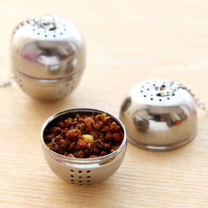 【On Sale】Multifunction Seasoning Ball Reusable Stainless Steel Teakettle Locking Tea Filter Tea Coffee Strainer Infuser Tools