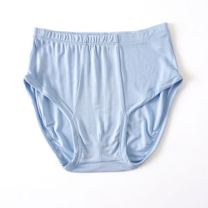 High-End Silk Knitted Mens Underwear Breathable Antibacterial Comfortable Sandworm Silk Triangle Shorts Inner Pants
