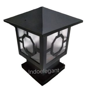 Lampu pagar pilar taman mini lampu atas pagar dekorasi taman penerangan outdoor.