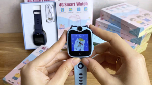 Đồng Hồ Thông Minh Trẻ Em D33 Định Vị Qua App Gọi Điện 2 Chiều Cảnh Báo Rời Khỏi Khu Vực Giám Sát Bé Mọi Lúc Mọi Nơi