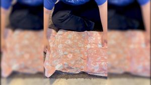 Jual Sepaket 10 PCS Kantong Vacuum Pakaian Baju dengan Pompa Tangan Vacum Plastic Press Bag Travel Storage| Vakum Plastik Baju Pakaian 10 PCS dengan Hand Pump Pompa Tangan | TaffPACK - SN09109