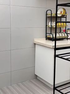Black & White Kitchen Rack Organizer: A Durable Multi-Layer Storage Solution