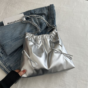 Large Capacity Soft Leather Tote Bag Womens 2024 New Korean Style Single Shoulder Commuter Chain Bag for Office Workers