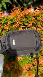 Tas Selempang Kalibre Overshield 02 Sling Bag 922119 000 Black Tas Punggung 922119000 Tas Pria Tas Bahu 9L