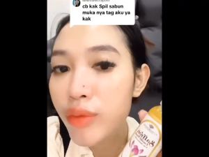 FACIAL WASH SAFFRON BPOM SABUN WAJAH SAFFRON WITH LEMON MENCERAHKAN