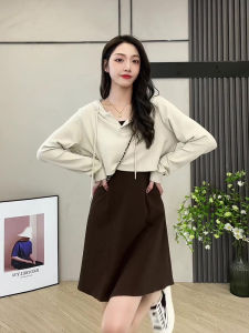 Bộ Váy Ngắn Có Mũ Trùm Đầu + Áo Ba Lỗ + Váy Dây Hai Mảnh Cỡ Nhỏ Ngọt Ngào Mùa Thu 2025 Bộ Váy Ngắn Chữ a Dài Tay