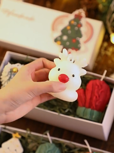 [Ready Stock] Christmas Scented Candle Gift Box Aromatherapy Candle Set for Events Friends & Holiday Gifts Creative Scented Candle Box Gift Box