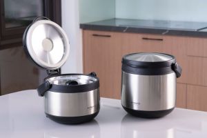 Nồi ủ chân không KAIYO hãng NHẬT BẢN: 3l và 45L. Bảo hành 5 năm. Tiết kiệm 85% nhiên liệu bảo toàn độ dinh dưỡng cho thực phẩm. Hàng chính hãng