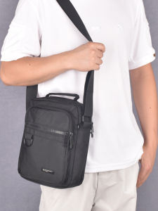 Casual Oxford Fabric Mens Shoulder Bag for Work Commuting Small Travel Leisure Business Crossbody Bag Youth Zipper Closure