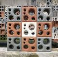 Roster beton varian Motif kombinasi Warna abu putih merah/Lubang angin Hiasan dinding Dekorasi rumah. 
