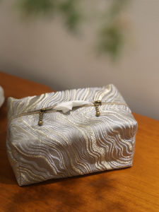 กล่องกระดาษที่มีซิปแบบใหม่สไตล์จีนพร้อมลายปักสำหรับโต๊ะกาแฟในห้องนั่งเล่น กล่องเก็บกระดาษสำหรับพิธีชาไฮเอนด์