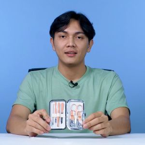 HOMU Set Pedicure Manicure 7 in 1 Premium Rose Gold Set Gunting Kuku