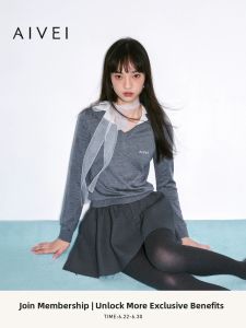 AIVEI | Relaxed Fit Knitted Sweater with Turn-down Collar