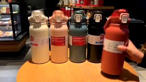 กระบอกน้ําเก็บอุณหภูมิ 1.3/1.7L แก้วเย็น 18/8 SUS304 ขวด 316 ที่สุด