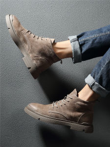 รองเท้าบูทมาร์ตินหนังแท้สไตล์อังกฤษสำหรับผู้ชายฤดูใบไม้ร่วงปี 2020 ทรงหัวมน พื้นยาง รองเท้าบูทแบบมีสายรัด ทรงลำลอง สไตล์ทหาร