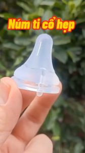 Núm vú cổ hẹp Kichi plus núm ti siêu mềm chống sặc chống đầy hơi có khớp ngậm không BPA (thế hệ 3)