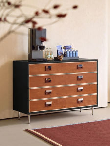Tủ Đựng Gỗ Nguyên Khối Phong Cách Cổ Điển