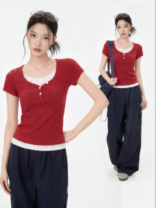 Red Large Collar Faux Two-Piece T-Shirt Slim Fit Polka Dot