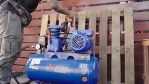 VERGIN ถังลม ปั๊มลม ปั๊มลมสายพาน ขนาด 40 ลิตร มอเตอร์ 1 แรงม้า