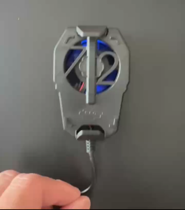 หม้อน้ําโทรศัพท์ที่มีประสิทธิภาพพร้อมพัดลมเงียบ โทรศัพท์อุปกรณ์ระบายความร้อนสําหรับนักเล่นเกมผู้ที่ชื่นชอบวิดีโอในการตั้งค่ากลางแจ้ง