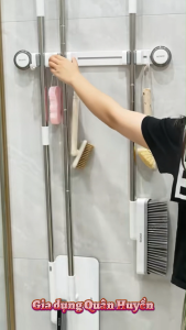 Giá treo chổi chịu lực ECOCO hít chân không kèm 6 móc treo Thanh treo chổi kèm móc treo khăn áo đồ dùng bếp nhà tắm