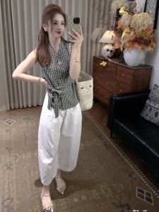 OOTD Ready Summer Outfit Set Sleeveless Gingham Top and Wide-Leg Capris