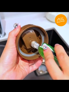 แปรงล้างกระติกน้ำ แปรงล้างหลอด ล้างฝากกระติกน้ำ แก้วน้ำเก็บความเย็น 3-in-1 ลายการ์ตูนน่ารัก