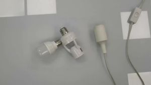 PIR Motion Sensor E27 Bulb Socket Lamp Base AC110-220V Human Body Detector Home Automation Auto On Off Light Switch Adjustable